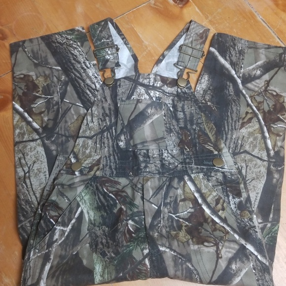 Bass Pro Shops Boy Hunting Bibs - Picture 3 of 3